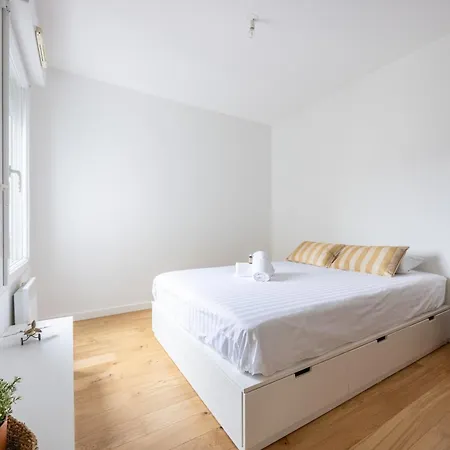 Mayence Parking Cite Des Congres 4pers Tv Wifi *