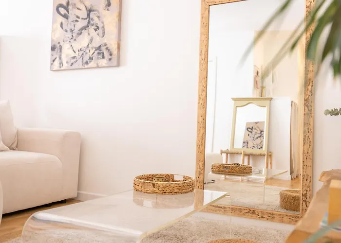 Mayence Parking Cite Des Congres 4pers Tv Wifi アパート ナント